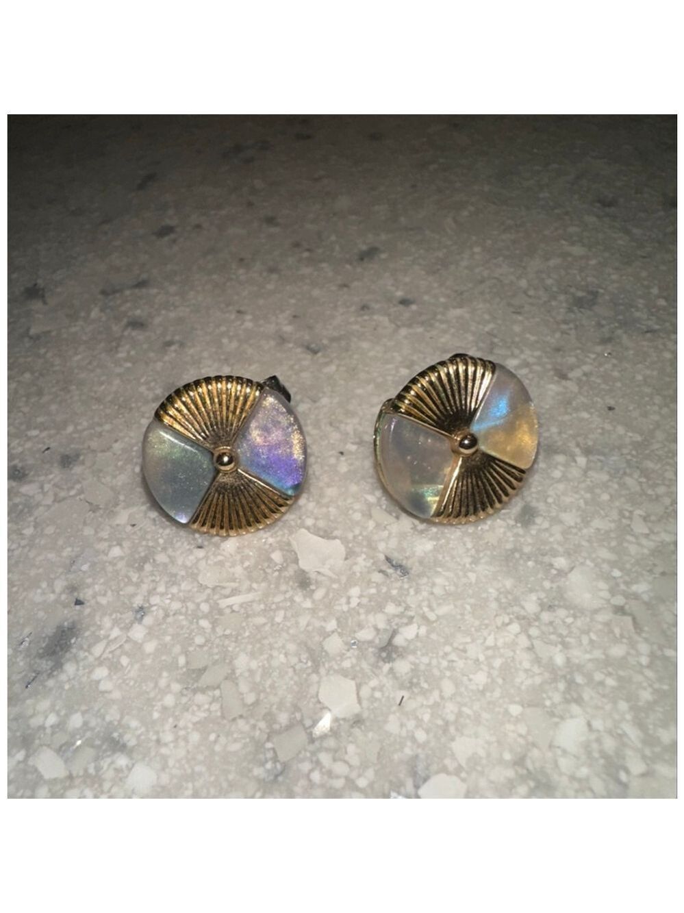 Women's Gold Iridescent Round Stud Earrings